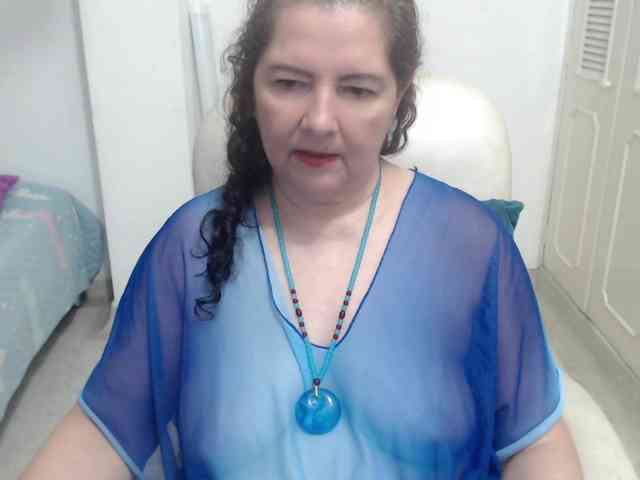 leonela-68