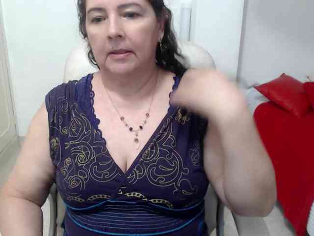 leonela-68