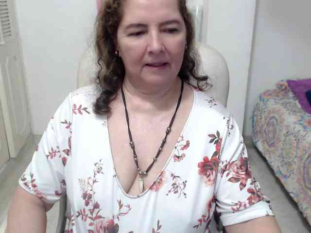 leonela-68 webcam