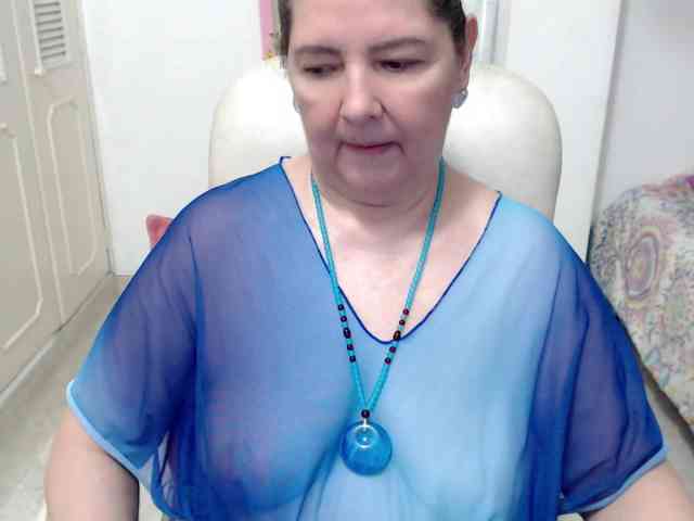 leonela-68 webcam
