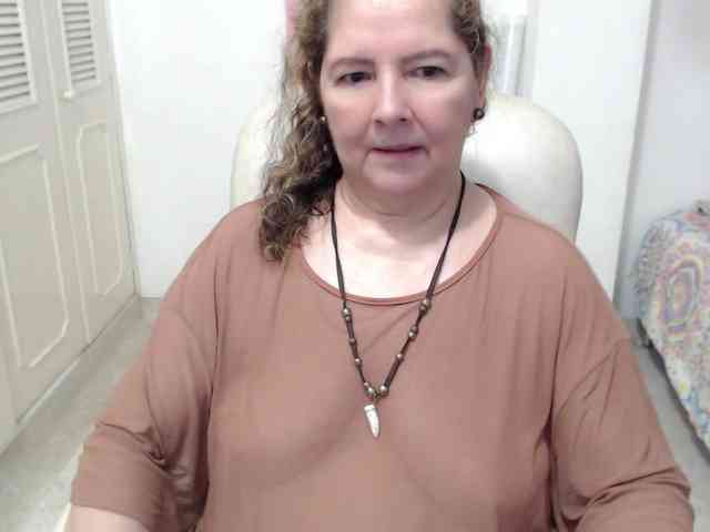 leonela-68 webcam