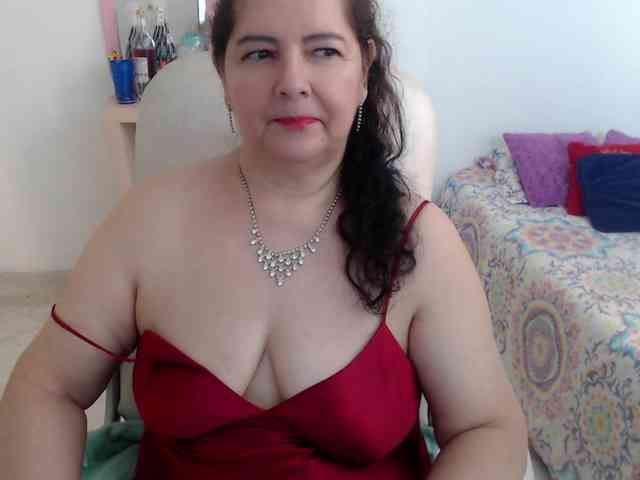 leonela-68 webcam
