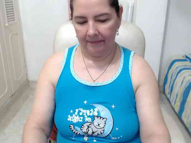 leonela-68 webcam