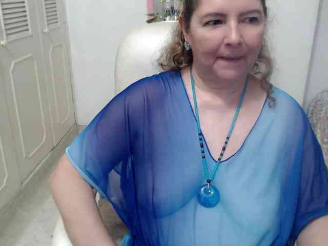 leonela-68 webcam