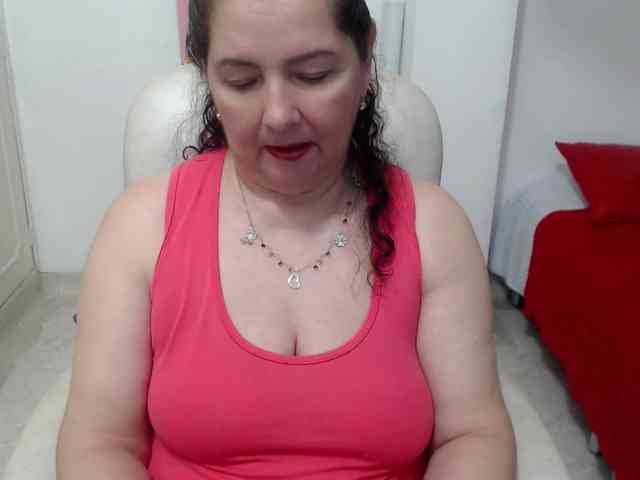 leonela-68
