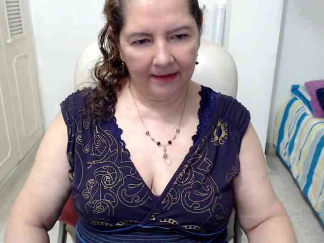 leonela-68 webcam