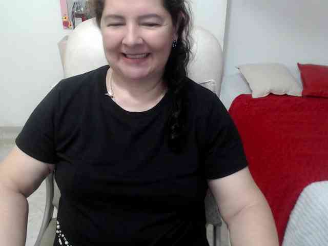 leonela-68