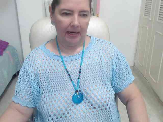 leonela-68 webcam