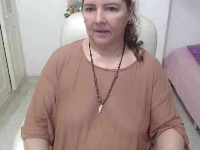 leonela-68 leonela-68