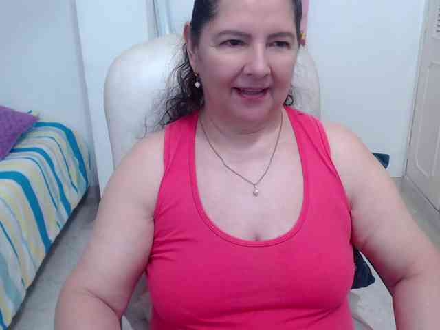 leonela-68 webcam