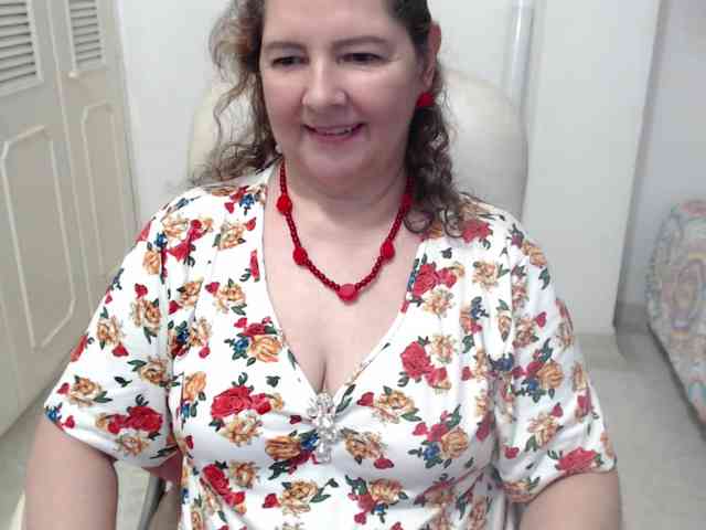 leonela-68 webcam