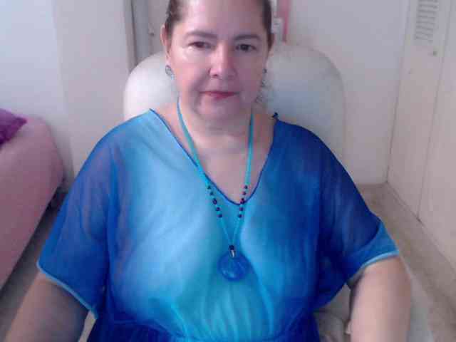 leonela-68 webcam