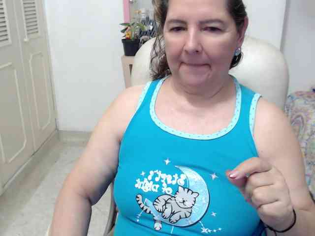 leonela-68 webcam