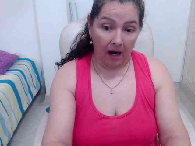 leonela-68 webcam