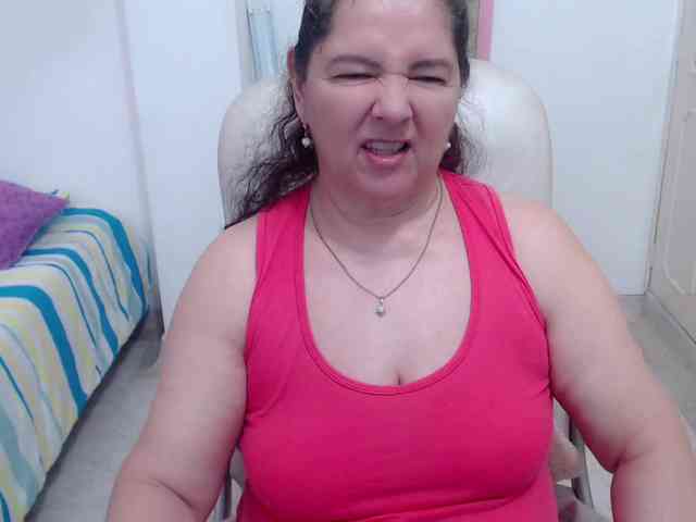leonela-68 webcam