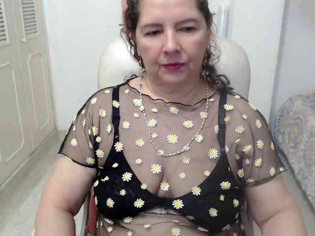 leonela-68 webcam