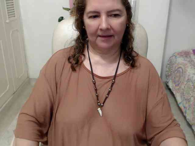 leonela-68 webcam