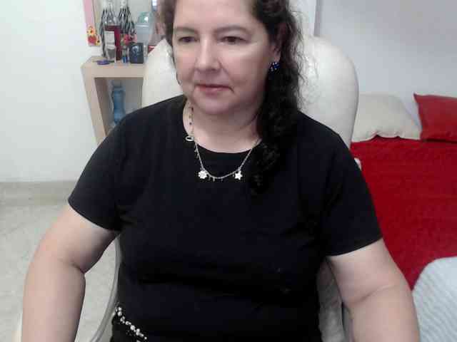 leonela-68 webcam