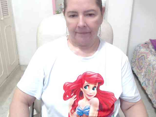 leonela-68 webcam