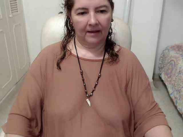 leonela-68 webcam