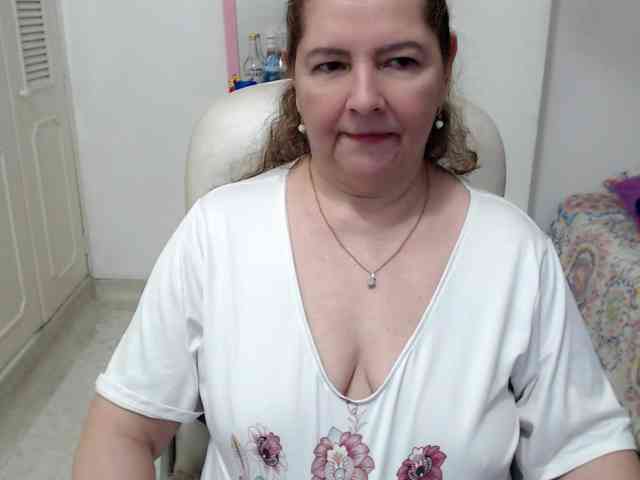 leonela-68 webcam
