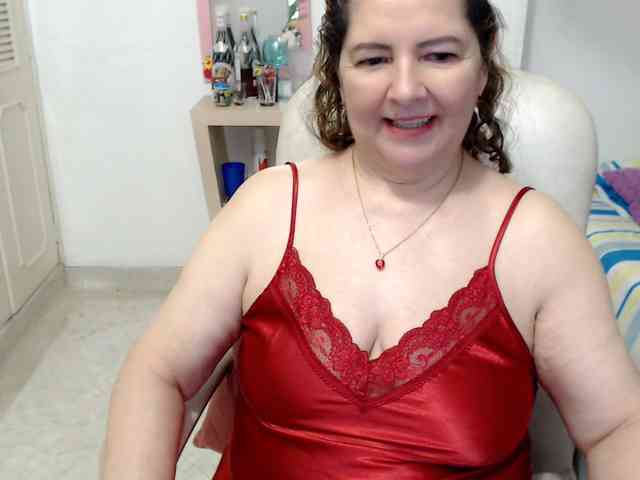 leonela-68