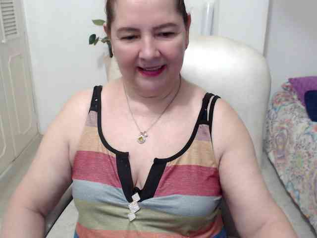 leonela-68 webcam