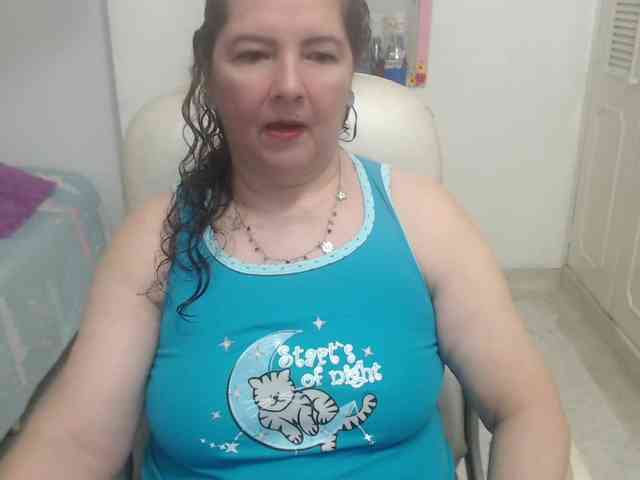 leonela-68 webcam