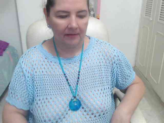 leonela-68 webcam