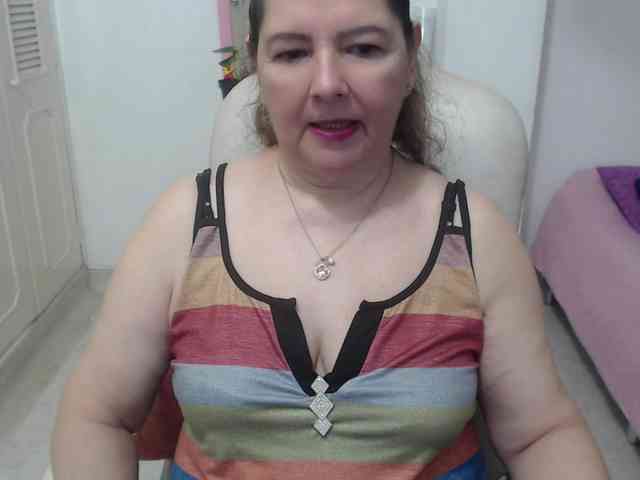 leonela-68