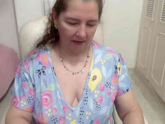 leonela-68 leonela-68
