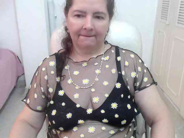 leonela-68 webcam