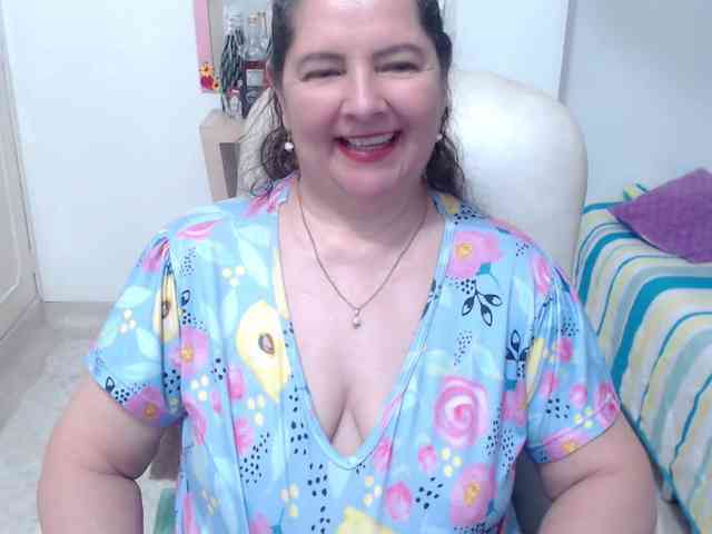 leonela-68 webcam