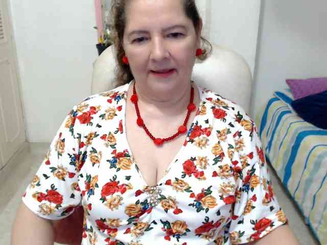 leonela-68