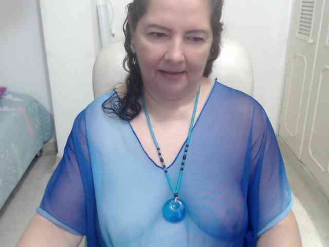 leonela-68 webcam