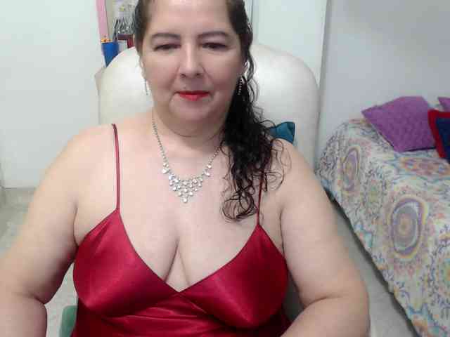 leonela-68 webcam
