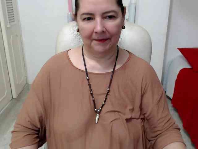 leonela-68 webcam
