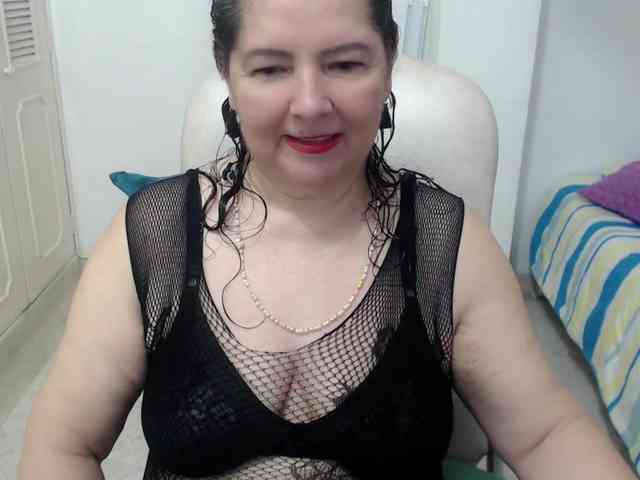 leonela-68 webcam