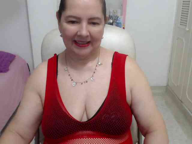 Model: leonela-68