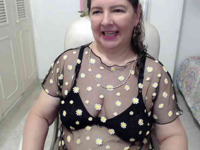 leonela-68