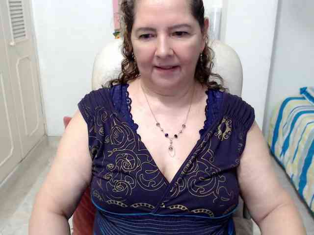 leonela-68 webcam