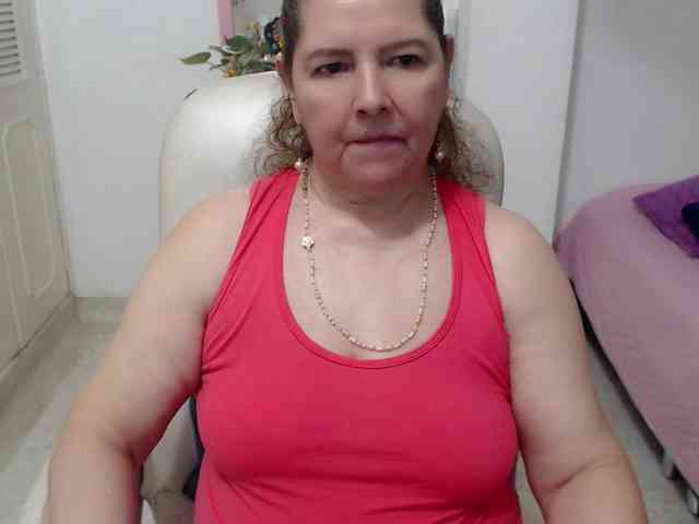 leonela-68 webcam