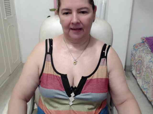 leonela-68 webcam