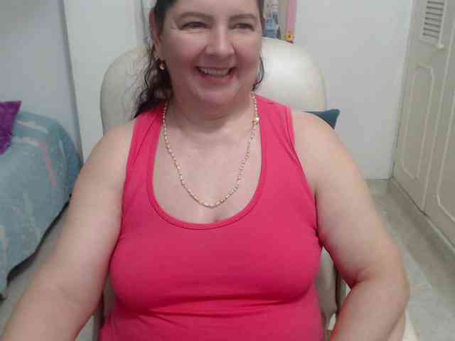 leonela-68 webcam