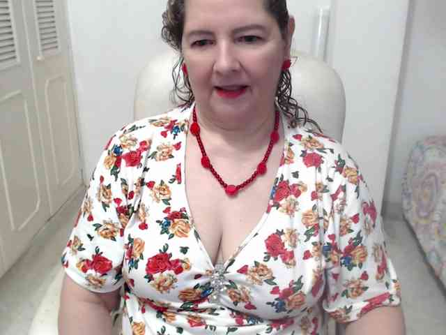 leonela-68 webcam