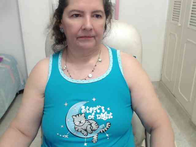 leonela-68 webcam