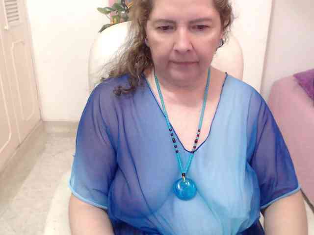 leonela-68 webcam