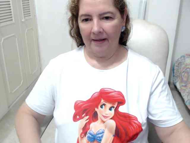 leonela-68 webcam