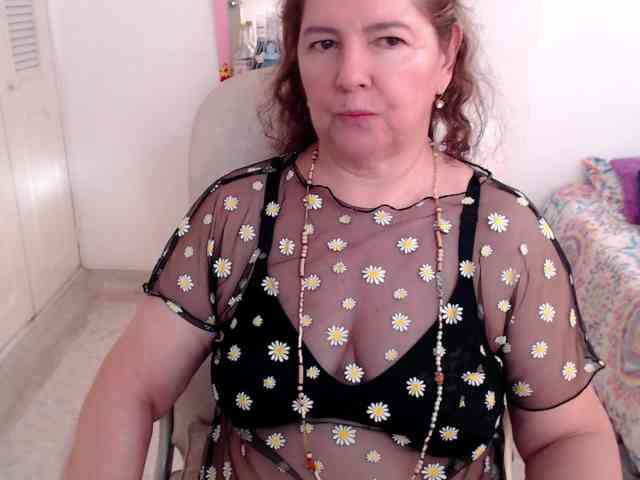 leonela-68 leonela-68
