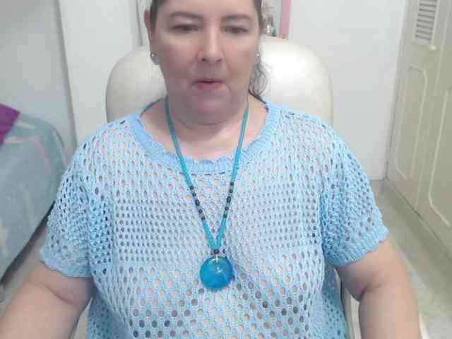 leonela-68 webcam